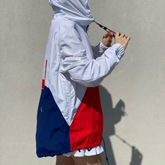 Tommy Hilfiger pop over tracksuit/windbreaker. - Picture 3 of 7